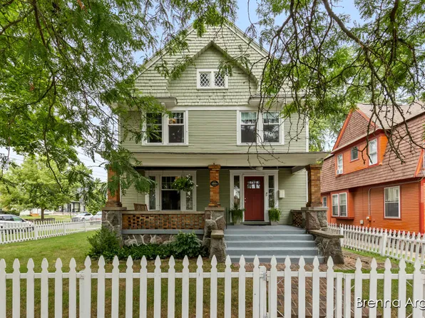425 Ethel Ave SE, Grand Rapids, MI 49506