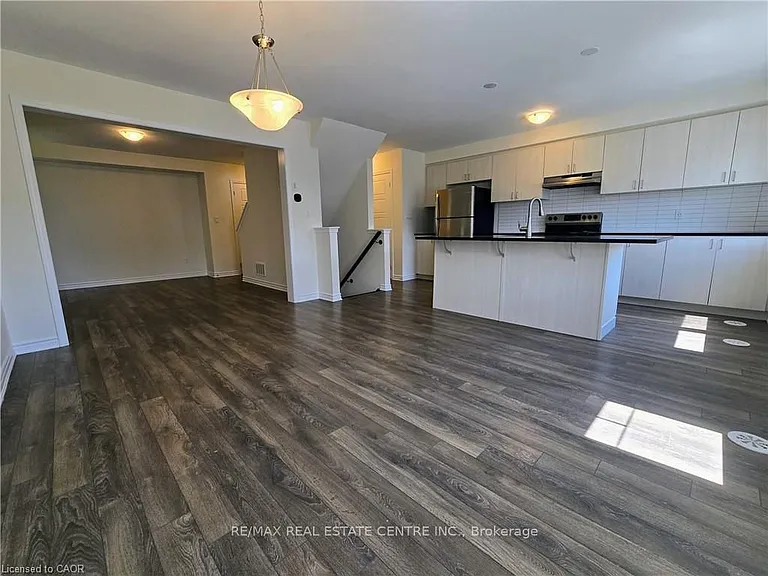 143 Ridge Rd — Photo 2