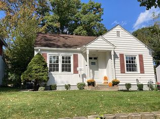 1226 Franklin Blvd, Ann Arbor, MI 48103