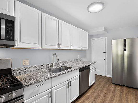 4th image of 1674 Thetford Rd