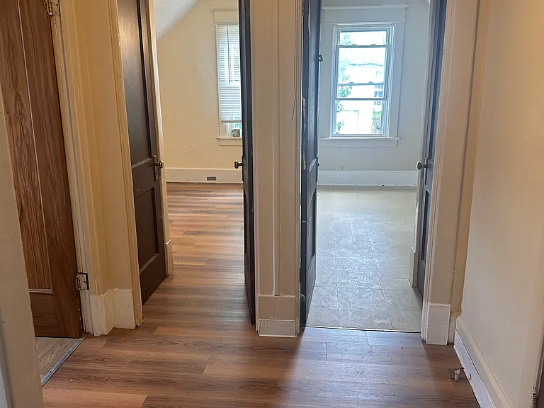 77 Hazelwood Ave #2 — Photo 6