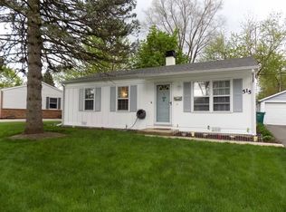 515 Saint Marys Pkwy, Buffalo Grove, IL 60089