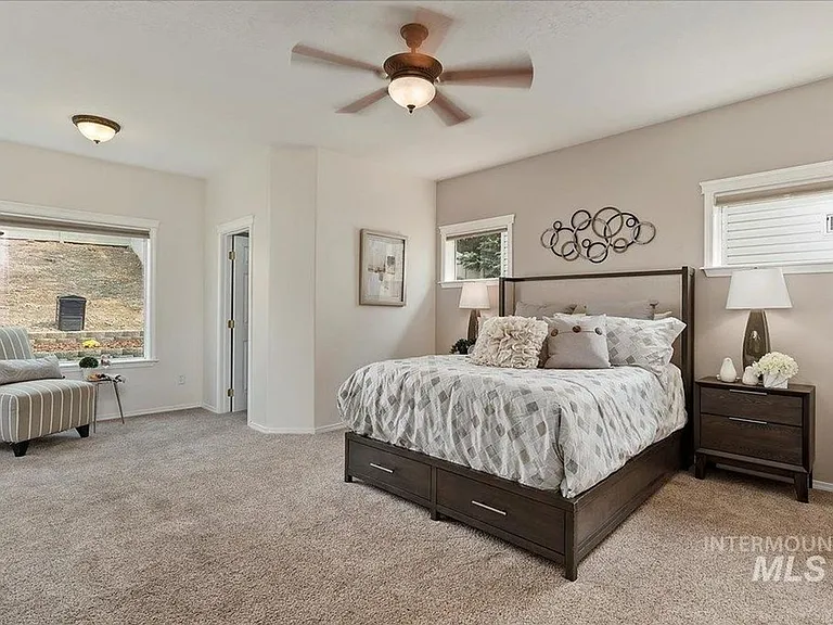806 S Gray Eagle Way — Photo 9