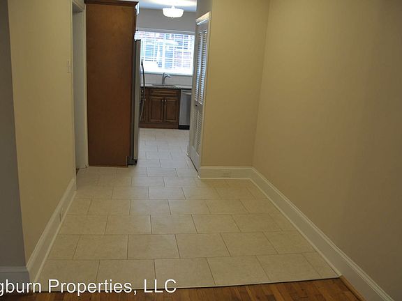 5th image of 237 N Sunset Dr APT 2