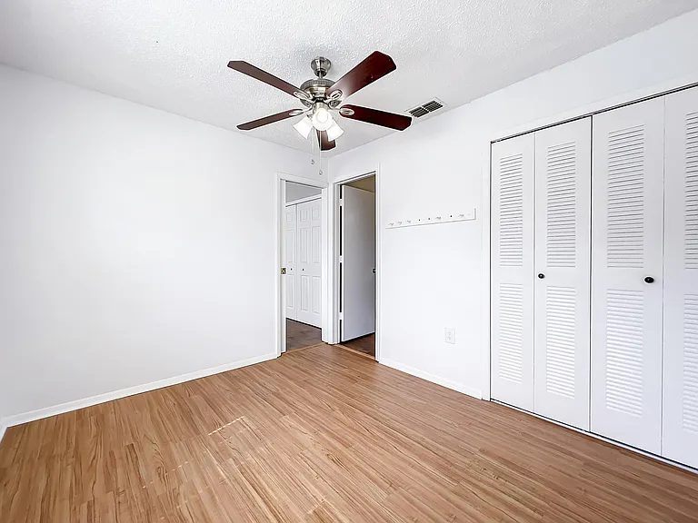 1035 Windway Cir — Photo 16