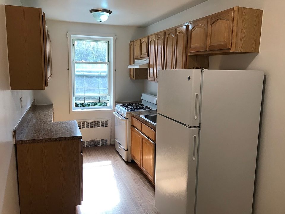 1st image of 120-11 Hillside Ave #2J