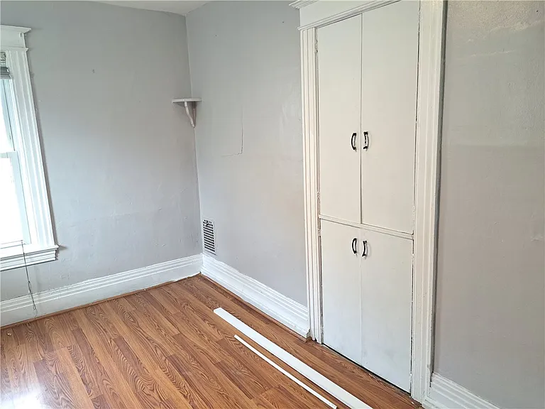 811 Portland Ave — Photo 6