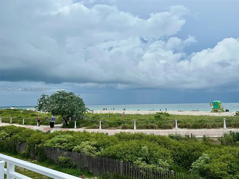345 Ocean Dr #525 — Photo 16