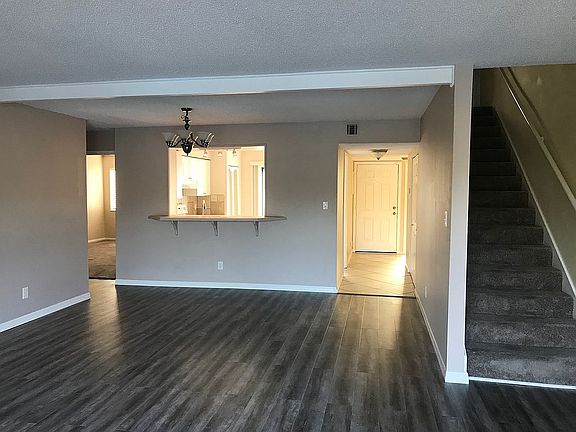 4th image of 7889 Bahia Vista Ct #7889