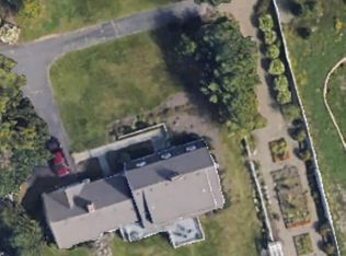 12 Glennon Rd, Latham, NY 12110