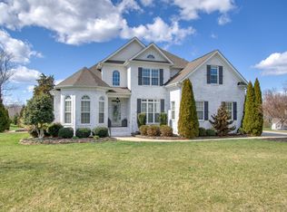 8317 Dorwood Dr, Browns Summit, NC 27214