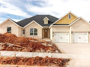 1432 Cittadella Ave, Springdale, AR 72762