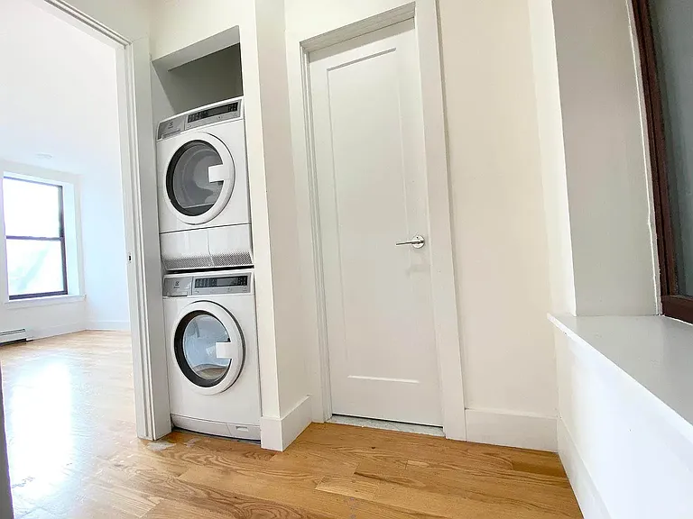 539 Lenox Ave #4C — Photo 6