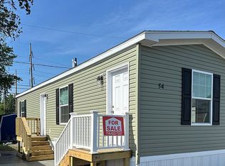 54 Shamrock Dr, Lackawanna, NY 14218