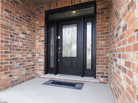 4th image of 583 Lakeview Dr