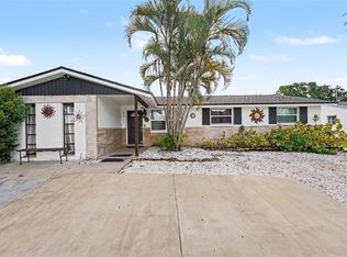 8911 113TH STREET, SEMINOLE, FL 33772