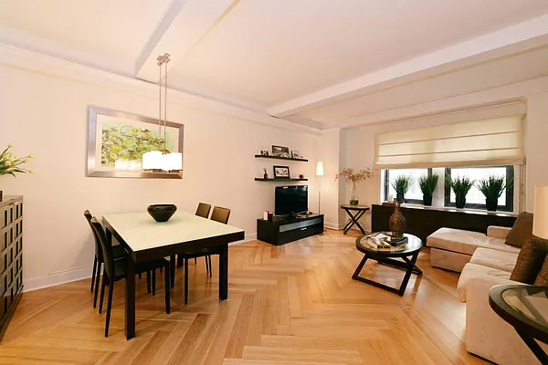 Sold by CitiSuites International Realty | media 5
