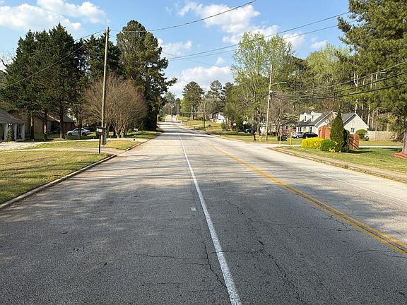 5th image of 2018 Wellborn Rd