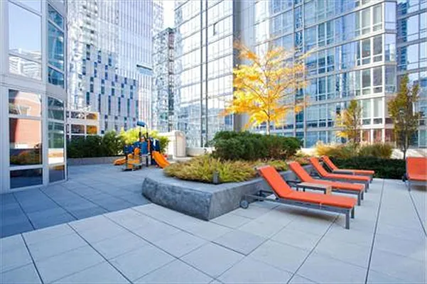 Sold by Corcoran | media 16