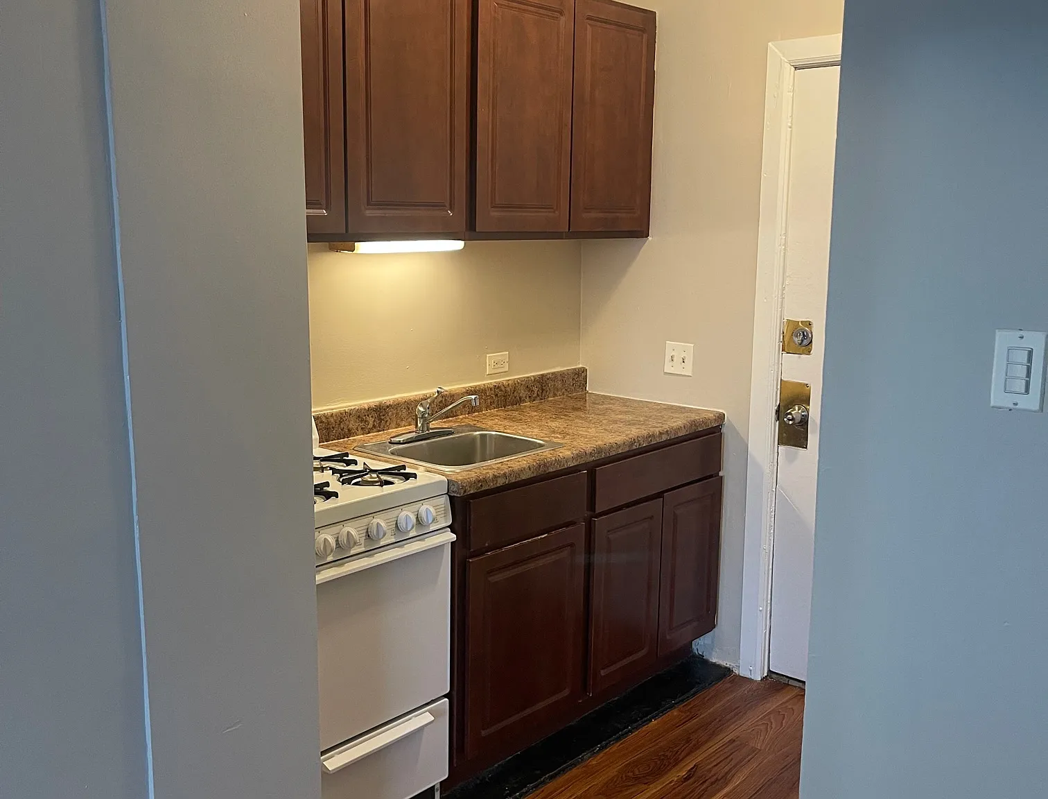 5129 S Harper Ave — Photo 4