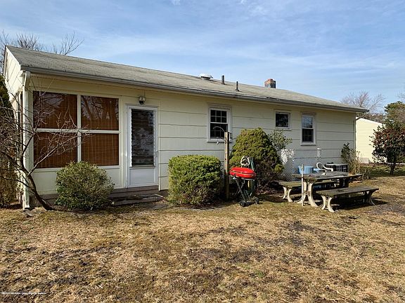 2nd image of 1103 Waterberry Ct S