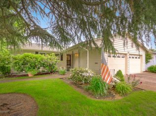 515 N Cascade Dr, Woodburn, OR
