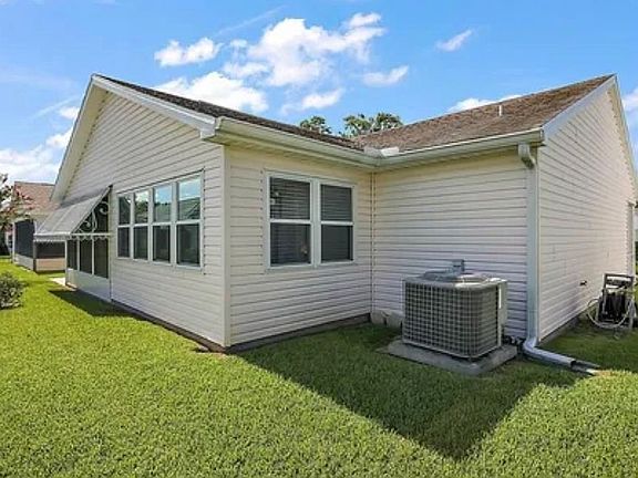 3rd image of 812 Cortez Ave