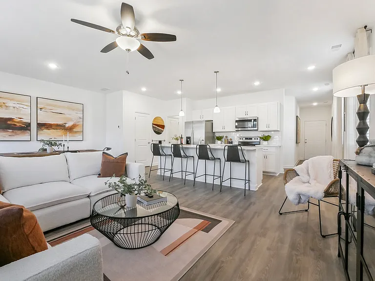 Bridlewood Townhomes — Photo 6