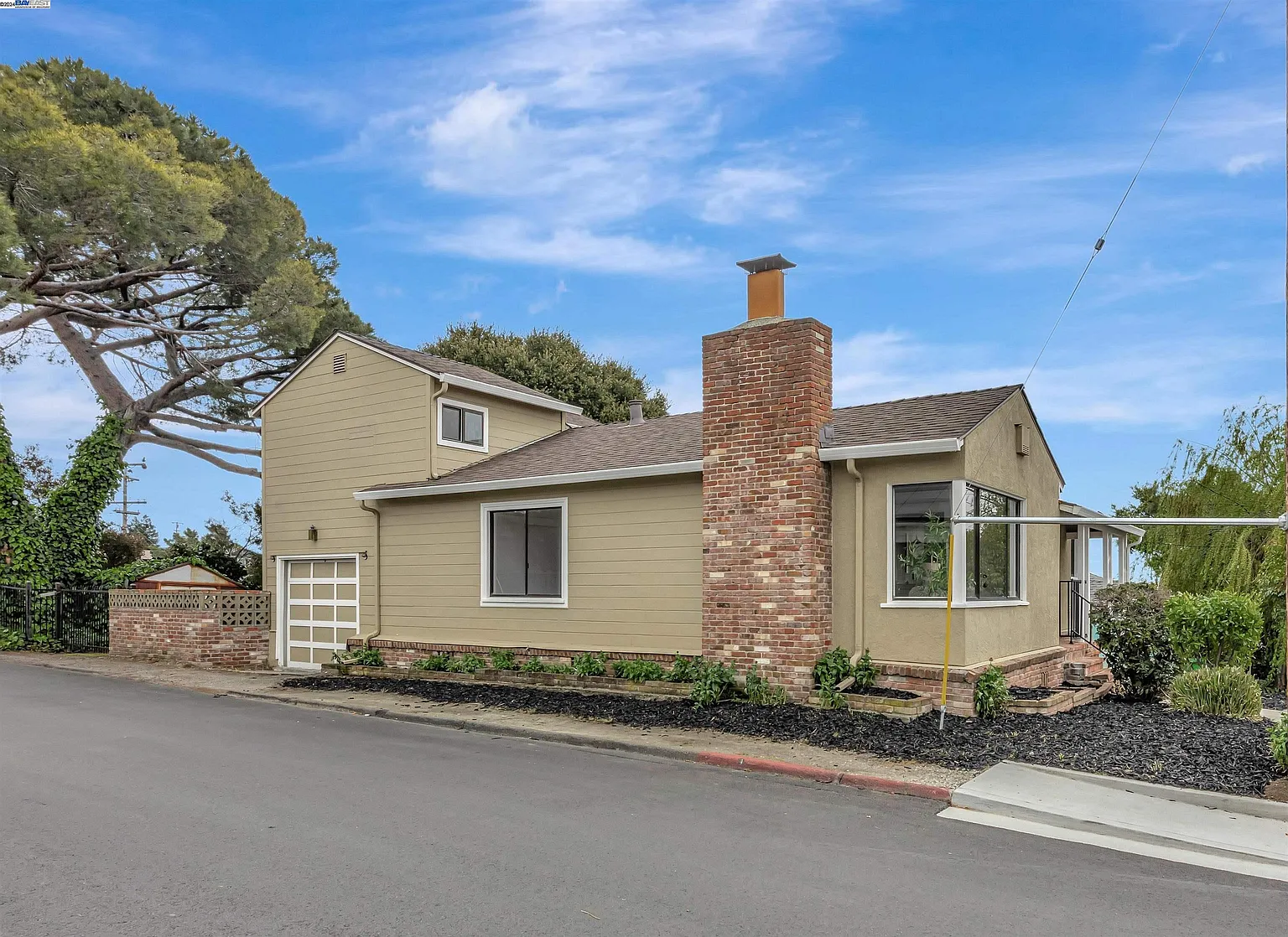 17100 Rolando Ave photo 1