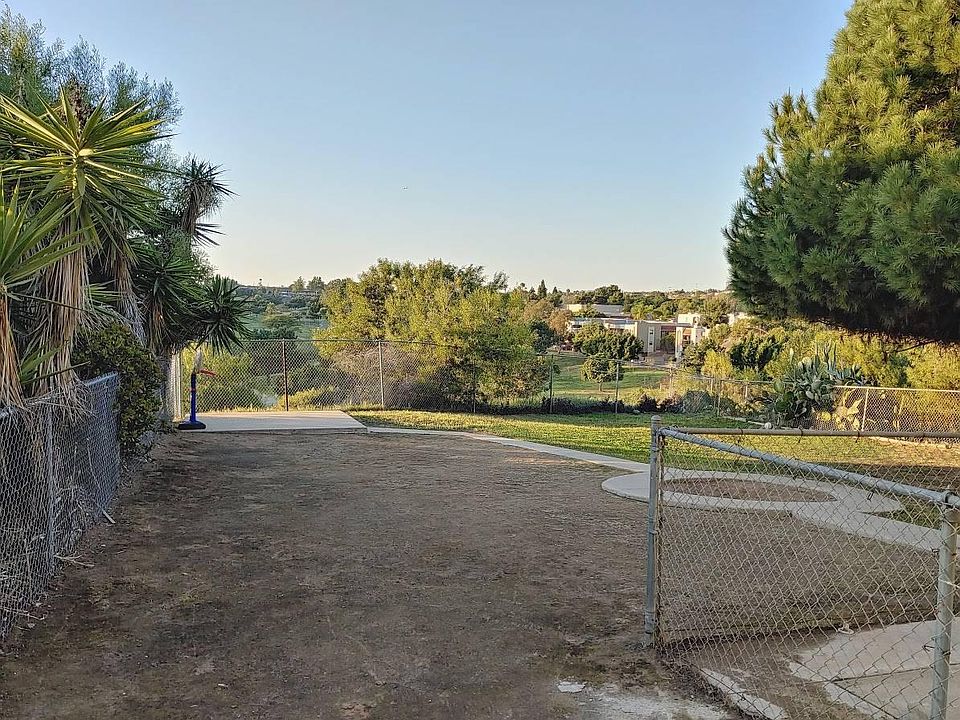 1st image of 2726 Lincoln Ct #3