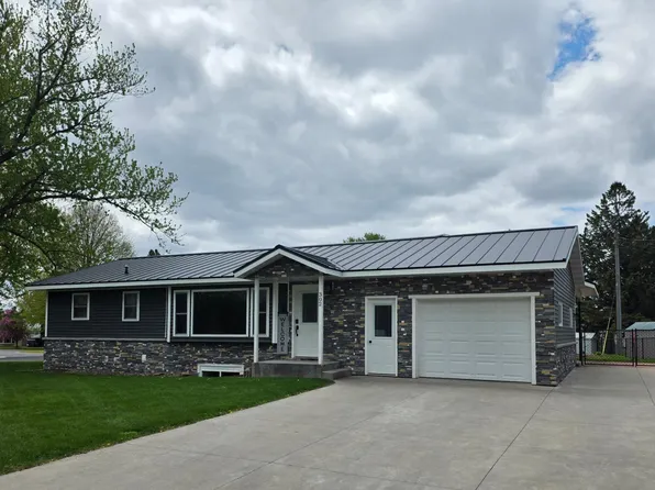 302 2nd St NW, Byron, MN 55920