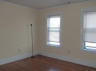 175 Hamlet St APT 3, Fall River, MA 02724