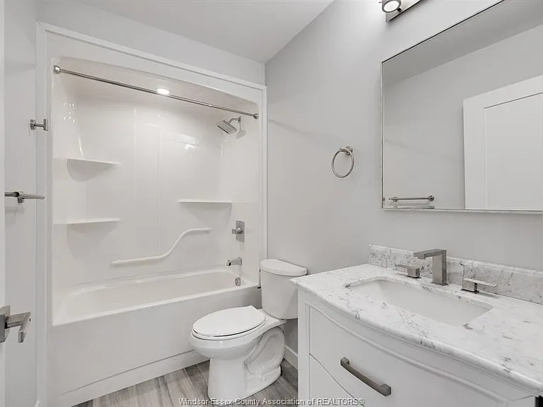 1500 Ouellette Ave #405 — Photo 26
