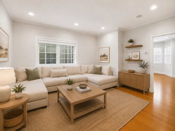 276 Princeton St #1, East Boston, MA 02128