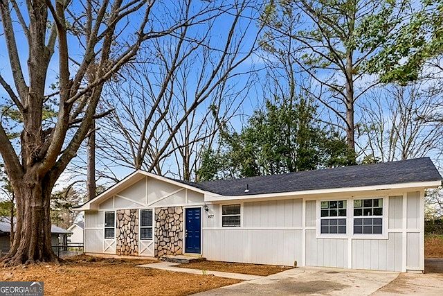 1st image of 1677 Liberty Valley