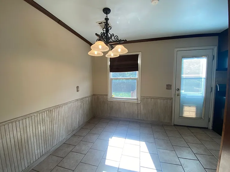 3820 S Detroit Ave — Photo 6