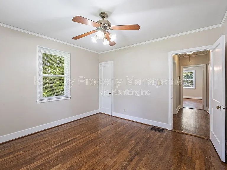 2334 Redwood Dr — Photo 11