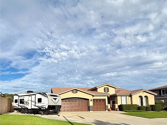 2nd image of 4751 Falconview Ct