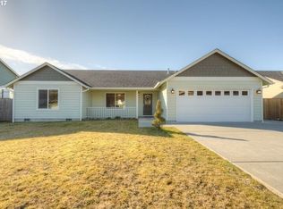 421 SW Juniper Ave, Warrenton, OR