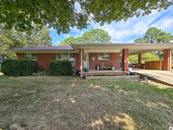 68 Wadesboro Rd N, Benton, KY 42025