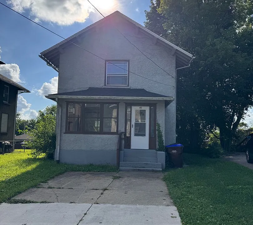 326 Shenango Blvd