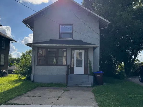 326 Shenango Blvd, Farrell, PA 16121