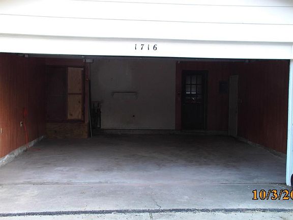 2 car garage