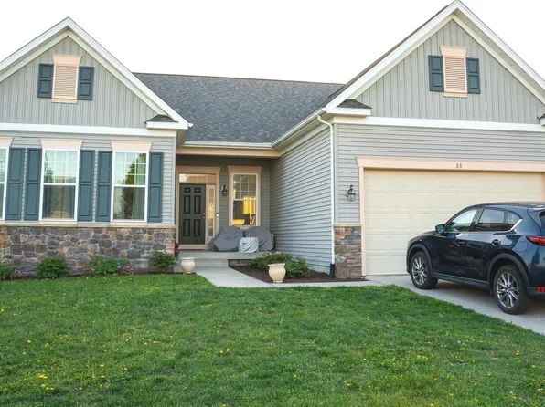 88 Aldershot Dr, Martinsburg, WV 25405