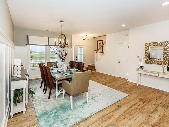 These photos are representative of this floor plan, but all options may not be available in every co