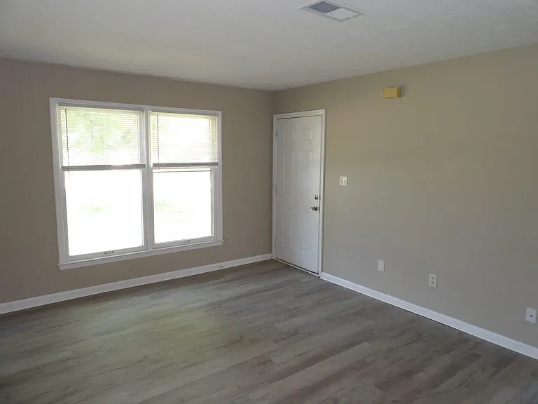 115 Potomac Ct #A — Photo 10