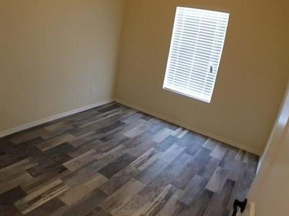 4th image of 419 Teague Ave APT 2