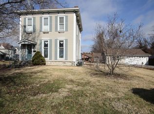 302 E 12th St, Alton, IL 62002