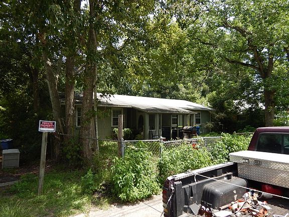 3rd image of 241 Orange Dale Ave