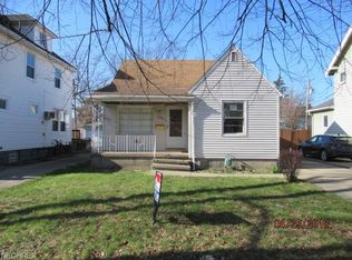 316 Cambridge Ave, Elyria, OH 44035